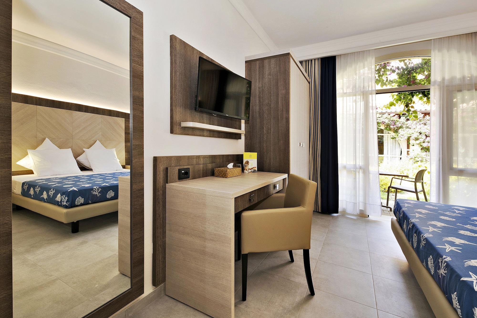 Tui Magic Life Calabria Hotel ปิซโซ ภายนอก รูปภาพ