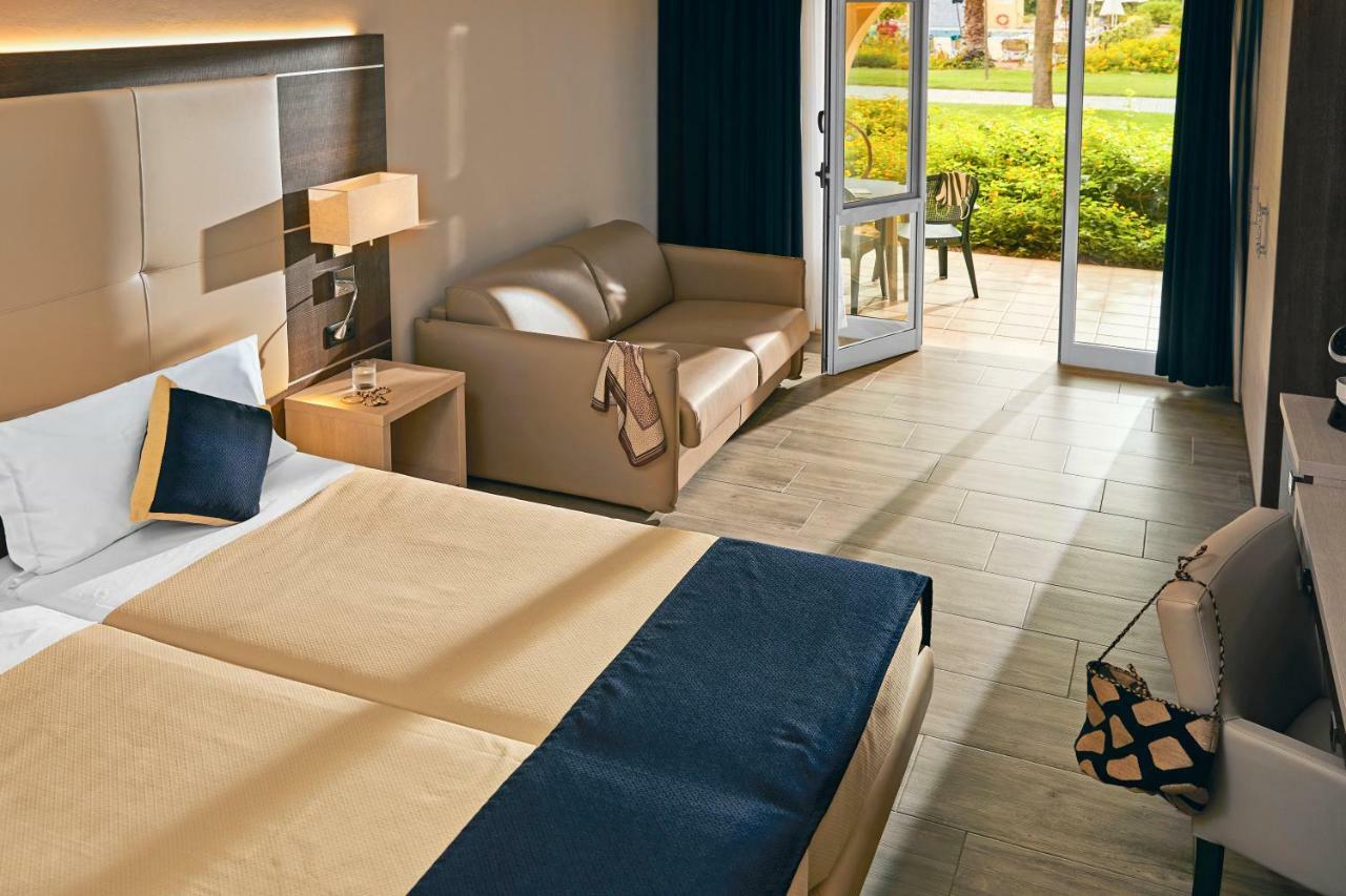 Tui Magic Life Calabria Hotel ปิซโซ ภายนอก รูปภาพ